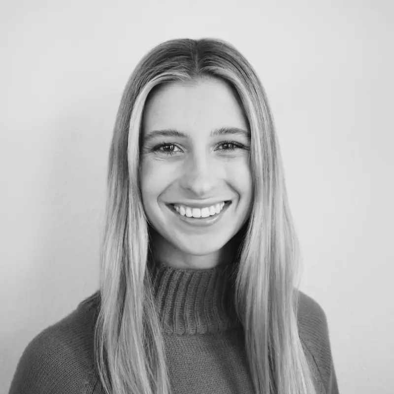 Headshot of Brooke Johnson, Marketing Specialist & CSM for Klok Labs.
